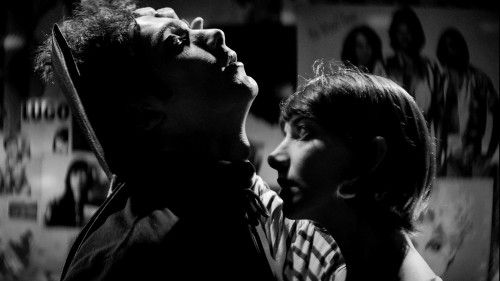 Cô Gái Về Nhà Một Mình Ban Đêm - A Girl Walks Home Alone at Night