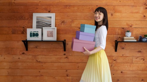 Dọn nhà cùng Marie Kondo Tidying Up with Marie Kondo